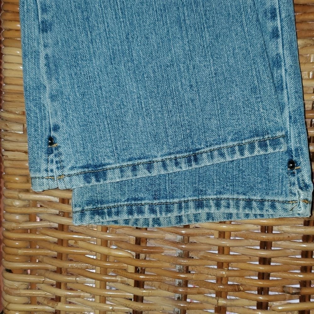 Matrices Jeans Low Rise Flares 7/8 Short - Picture 3 of 9